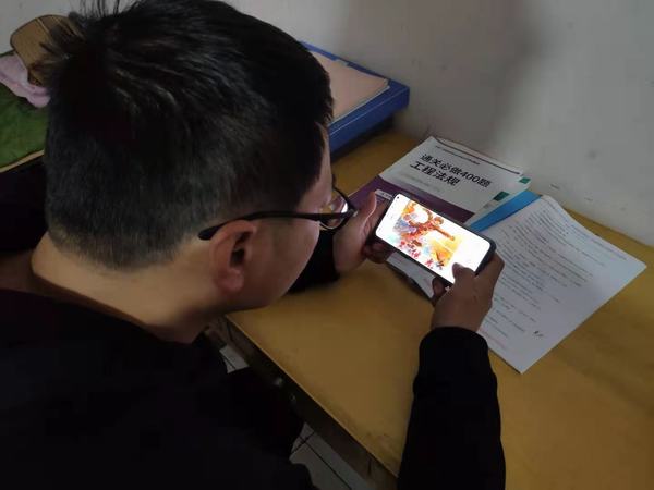 凝心聚力學(xué)黨史 砥礪奮進(jìn)開(kāi)新局