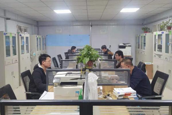 陜煤建設(shè)礦建二公司車村項目部：線上培訓(xùn)“不打烊”鏈工寶上“練功忙”