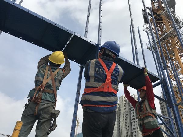 【五一項目建設(shè)專題六】陜煤建設(shè)韓城分公司：向堅守在施工一線的陜煤建設(shè)者致敬