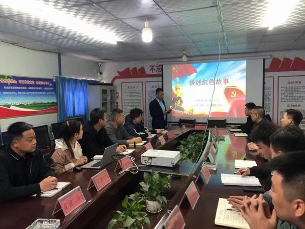 陜煤建設(shè)礦建二公司小保當(dāng)?shù)谌椖坎拷M織開展“講述紅色故事”專題宣講活動
