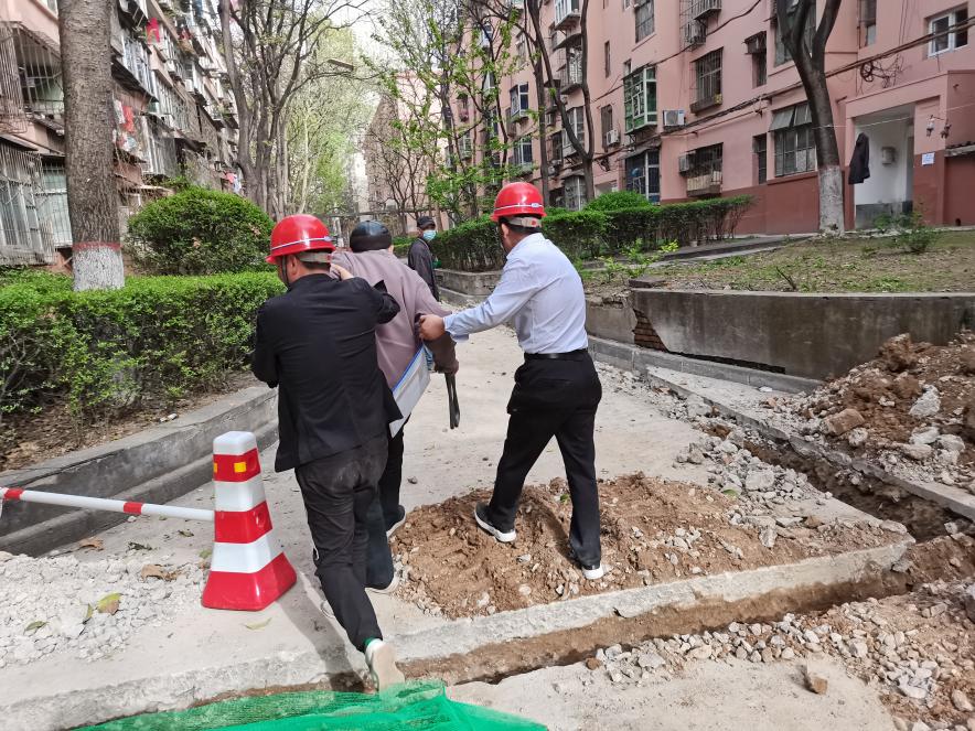 陜煤建設(shè)綠宇公司:老舊小區(qū)換新顏 “三供一業(yè)”項(xiàng)目暖人心