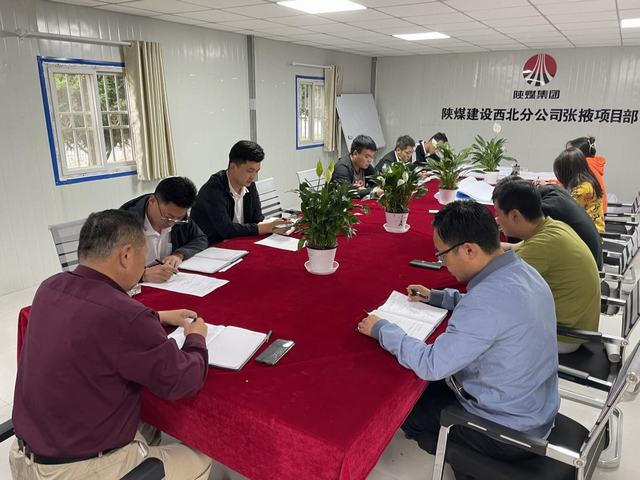 陜煤建設(shè)西北分公司舉辦“安全生產(chǎn)咨詢?nèi)铡被顒?></div>
                                <div   id=