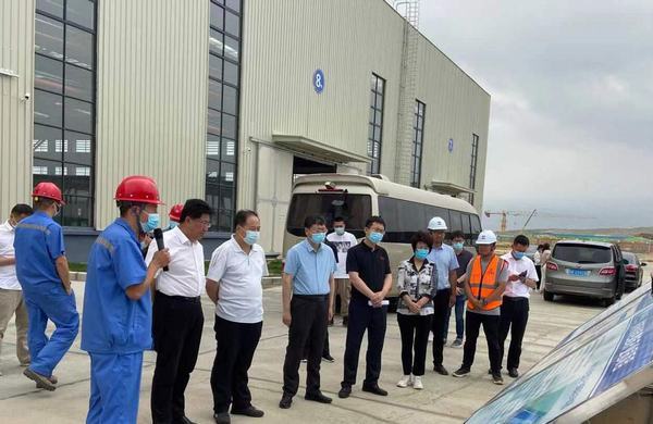 陜西省人大財經(jīng)委主任委員、財經(jīng)工委主任李健一行蒞臨榆林市杭蕭綠色鋼結(jié)構(gòu)產(chǎn)業(yè)制造基地項目調(diào)研指導(dǎo)