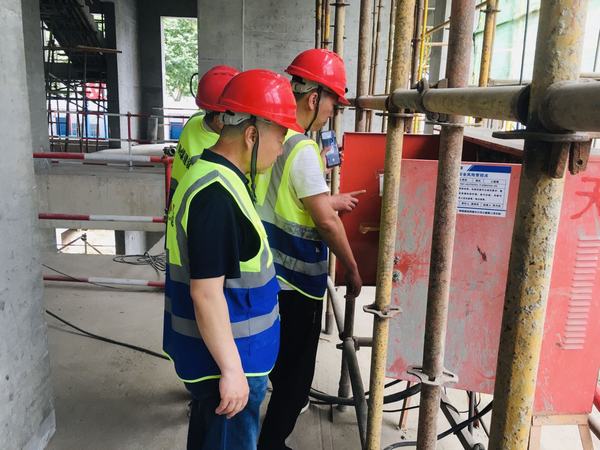 陜煤建設(shè)韓城分公司土建二項目部：三足鼎“力”，迅速掀起“勞動競賽”活動熱潮