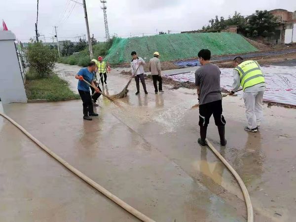 陜煤建設(shè)天工公司渭陽佳苑項目“雨季三防”有妙招，未雨綢繆早預(yù)防