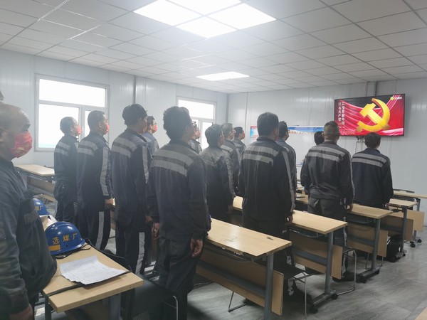 陜煤建設洗選煤運營公司紅柳林洗煤廠項目部: “紅色”+“堅守”吹響號角慶國慶