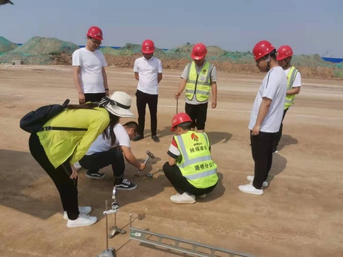 陜煤建設(shè)路橋分公司渭南項(xiàng)目部深耕細(xì)作“三字經(jīng)”筑牢安全防線(xiàn)