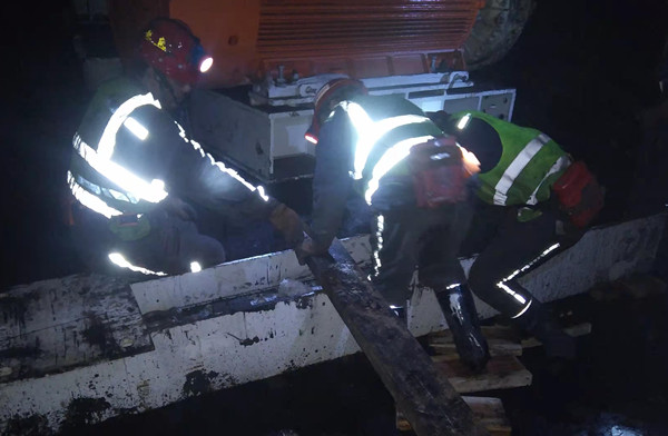 陜煤建設(shè)機(jī)電安裝公司小保當(dāng)項(xiàng)目部奮戰(zhàn)四季度，全力保平安