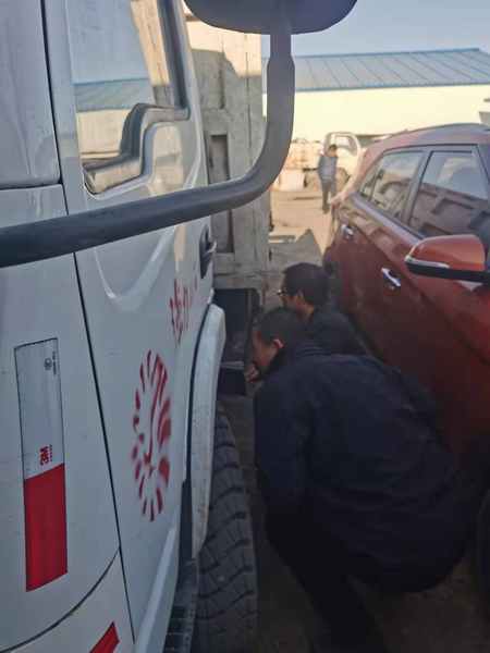 陜煤建設(shè)煤礦運(yùn)營(yíng)服務(wù)分公司:強(qiáng)化冬季車輛檢查 為安全運(yùn)輸保駕護(hù)航