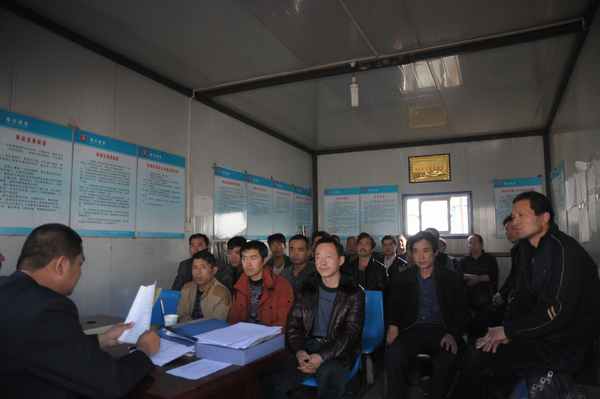 陜煤建設(shè)煤礦運(yùn)營(yíng)服務(wù)分公司：治理“三違”有良方