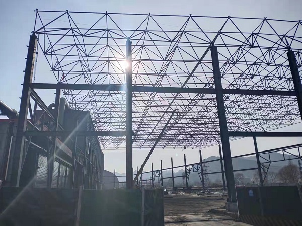 陜煤建設(shè)綠宇公司：堅守崗位全速推進項目建設(shè)