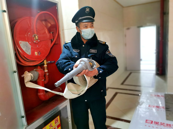 建設集團大秦置業(yè)公司：筑牢安全防火墻，為小區(qū)保駕護航