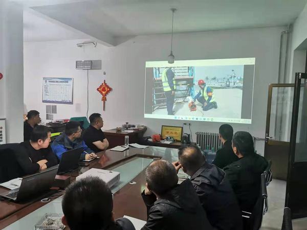 陜煤建設(shè)銅煤公司第二十一項目部多種形式開展安全教育活動，筑牢安全防線