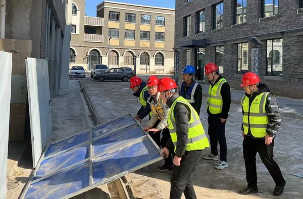 陜煤建設(shè)銅煤公司延安項目部緊繃“安全弦”，把好“安全關(guān)”