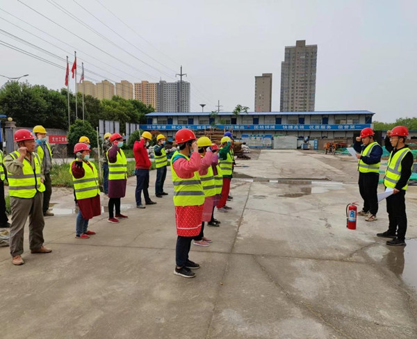 陜煤建設(shè)咸陽(yáng)分公司第五項(xiàng)目部：開(kāi)展消防應(yīng)急演練  筑牢安全生產(chǎn)防線