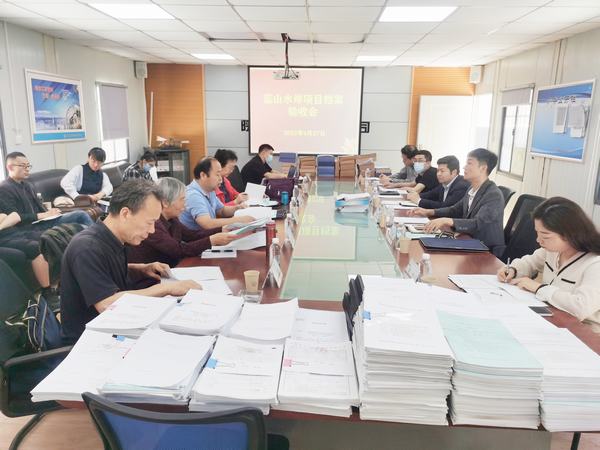 陜煤集團檔案資料督導組一行蒞臨藍山水岸（南北區(qū)）項目檢查指導工作