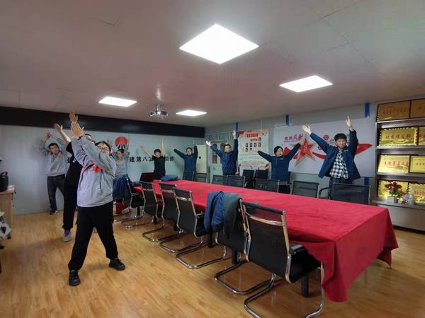 陜煤建設(shè)韓城分公司土建九項(xiàng)目部開展“爭做時(shí)代新青年”主題團(tuán)日活動(dòng)