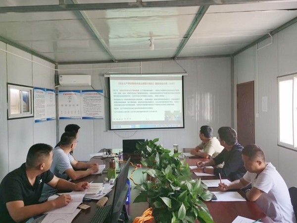 陜煤建設洗選煤運營公司佳縣甜葉菊項目部：明責任 強舉措，穩(wěn)步推進項目建設