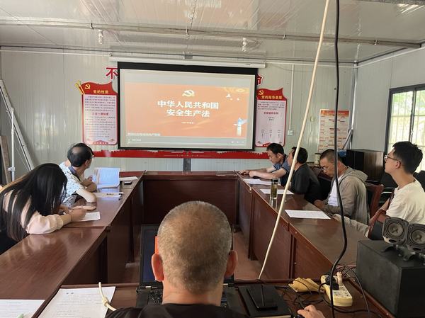 陜煤建設(shè)渭南分公司第五項(xiàng)目部?jī)身?xiàng)舉措強(qiáng)化安全管理，加強(qiáng)安全生產(chǎn)再升級(jí)