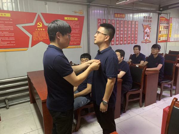 陜煤建設(shè)韓城分公司安裝三項目部初心向黨“慶七一 ”喜迎黨的二十大