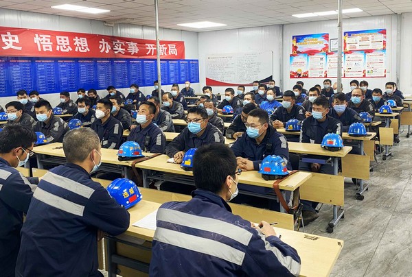 陜煤建設(shè)洗選煤運(yùn)營(yíng)公司紅柳林洗煤廠項(xiàng)目部：應(yīng)戰(zhàn)酷夏，防暑降溫有“涼”策