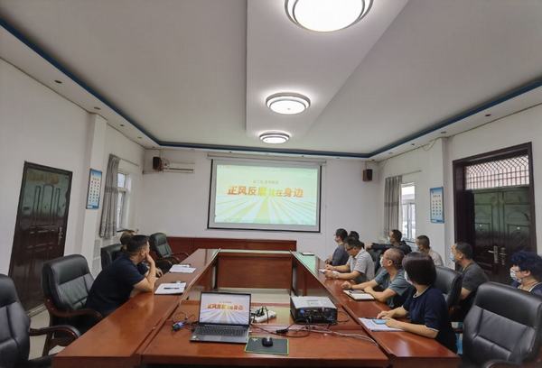 陜煤建設設備租賃中心“五個一”推動紀律教育學習宣傳月活動走深走實