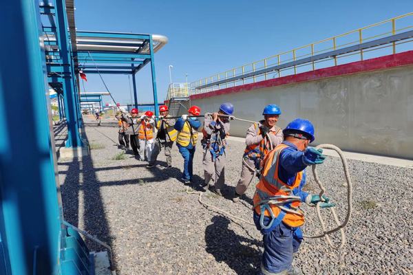 陜煤建設(shè)天工公司土建五部國慶不停工,堅守崗位保進度