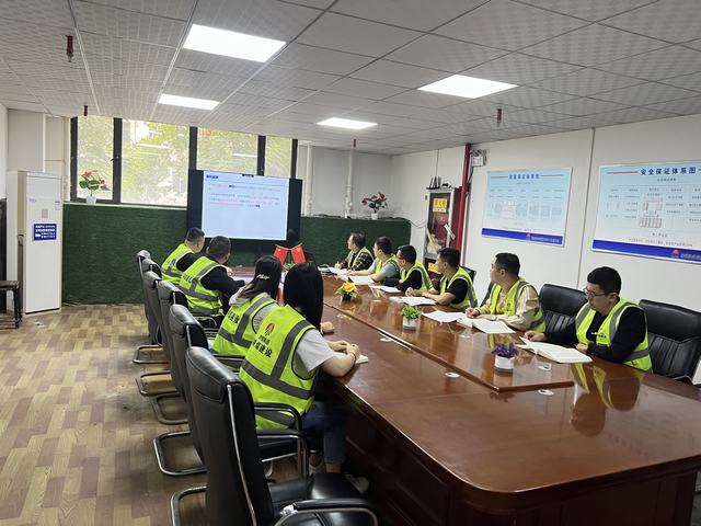 陜煤建設(shè)銅煤公司：第十五項(xiàng)目部國慶假期忙“備考” 學(xué)習(xí)充電“不斷線”