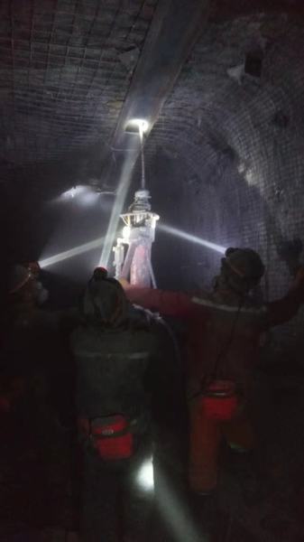 陜煤建設礦建二公司車村項目部31盤區(qū)水倉主副水倉順利貫通