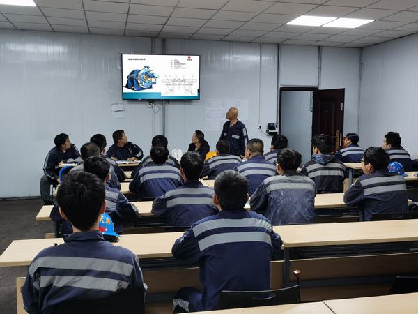 陜煤建設(shè)洗選煤運(yùn)營(yíng)公司紅柳林洗煤廠項(xiàng)目部： 對(duì)準(zhǔn)焦距 共繪安全“同心圓”