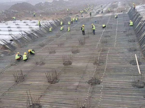 陜煤建設(shè)漢中分公司抓重點、克難點、保節(jié)點，全面掀起施工建設(shè)新高潮