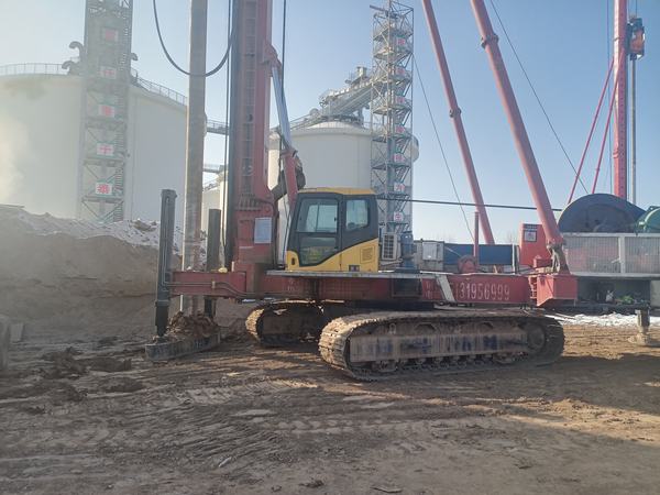 陜煤建設(shè)銅煤公司基層項(xiàng)目部寒冬不打烊，施工建設(shè)大干正酣