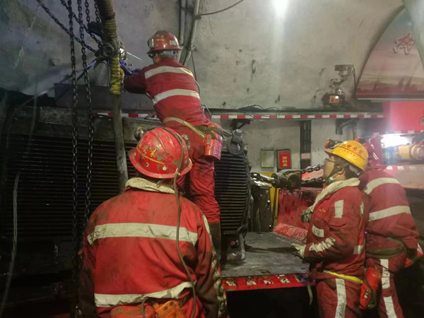 陜煤建設(shè)機電安裝公司提前5小時完成5項檢修任務(wù)