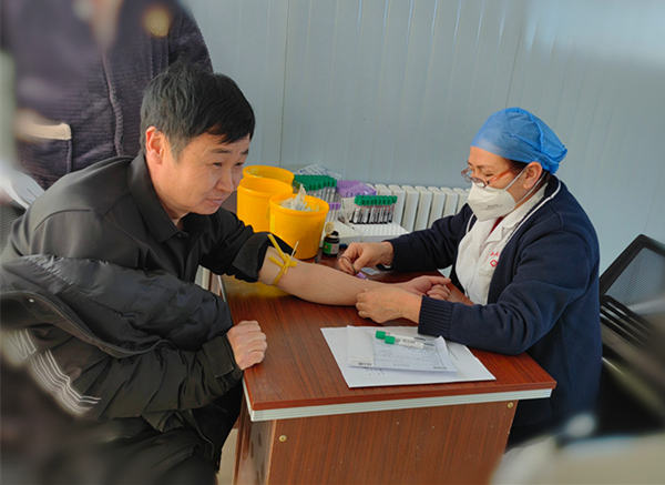 陜煤建設(shè)礦建三公司常態(tài)化健康監(jiān)測為職工撐起“保護傘”