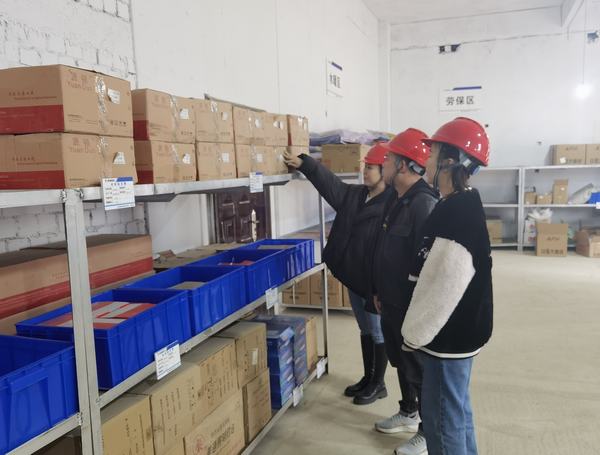 陜煤建設(shè)銅煤公司：分步走為基層項(xiàng)目部庫房“換新顏”