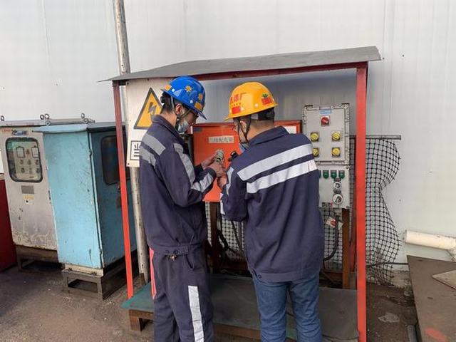 陜煤建設(shè)洗選煤運(yùn)營(yíng)公司紅柳林洗煤廠項(xiàng)目部: 攻堅(jiān)拔賽 開展節(jié)前隱患大排查