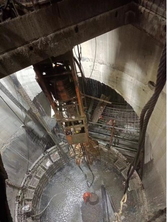 陜煤建設礦建二公司第三項目完成文家坡煤礦李家溝進風立井井筒馬頭門工程