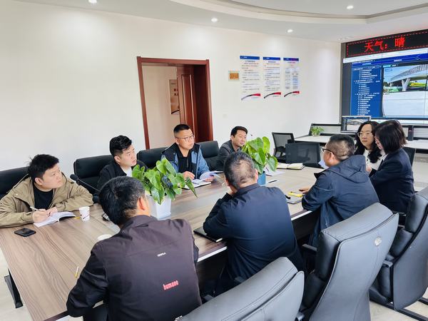 陜西王石凹煤礦工業(yè)旅游開發(fā)有限公司深入銅煤公司開展對標(biāo)工作