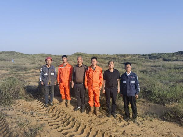 陜煤建設(shè)洗選煤運(yùn)營公司第一項目部積極配合完成 “神舟十六號”整流罩殘骸整理倒運(yùn)工作