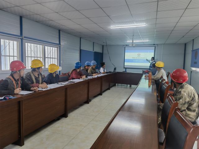 陜煤建設(shè)韓城分公司土建一項目部“安”不忘危  “全”力以赴