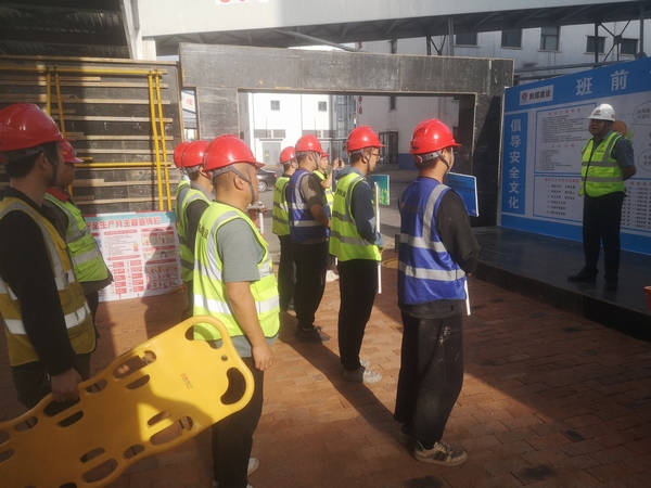 陜煤建設銅煤公司觸電演練進行時！