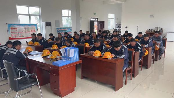 陜煤建設(shè)洗選煤運營公司神渭蒲城運營項目部：堅持“黨建+安全”，筑牢安全生產(chǎn)堡壘