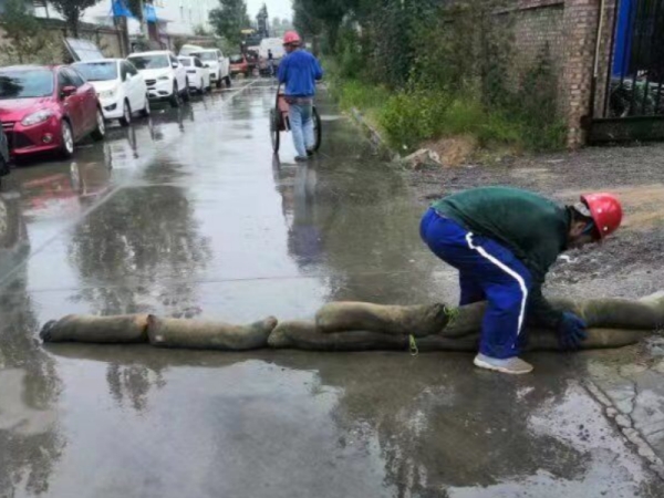 陜煤建設機電安裝公司以“迅”應汛 筑牢堤壩