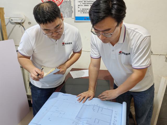 陜煤建設(shè)韓城分公司土建第四項(xiàng)目部：“師帶徒”傳薪火 “傳幫帶”助成長(zhǎng)