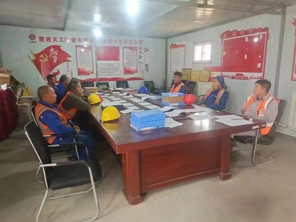 陜煤建設(shè)天工公司土建十七項目部：強化責(zé)任落實，緊抓安全生產(chǎn)