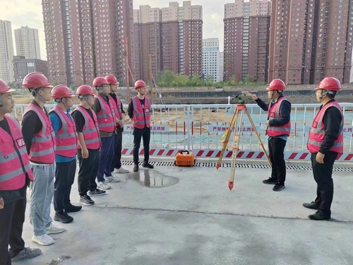 陜煤建設(shè)榆林公司第十一項目部:九月金秋日 練兵正當(dāng)時