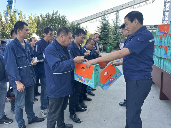 陜煤建設(shè)洗選煤運營公司澄合山陽運營項目部：中秋月圓齊歡慶，溫情關(guān)懷暖人心