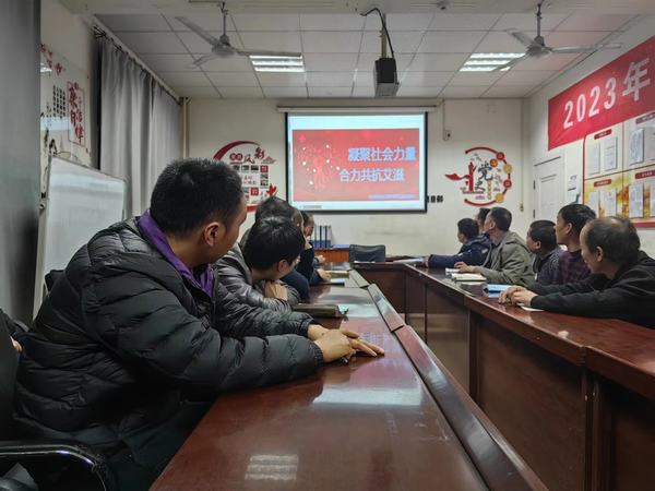 陜煤建設(shè)洗選煤運(yùn)營(yíng)公司檸條塔運(yùn)營(yíng)項(xiàng)目部開展“凝聚社會(huì)力量 合力共抗艾滋”主題宣傳活動(dòng)