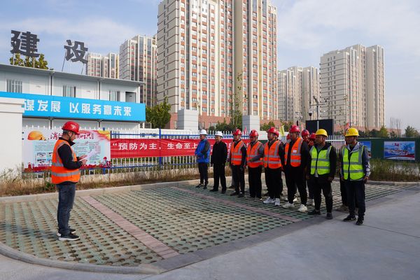 陜煤建設(shè)天工公司土建十一項目部以演促練 防范未“燃”開展消防安全應急演練