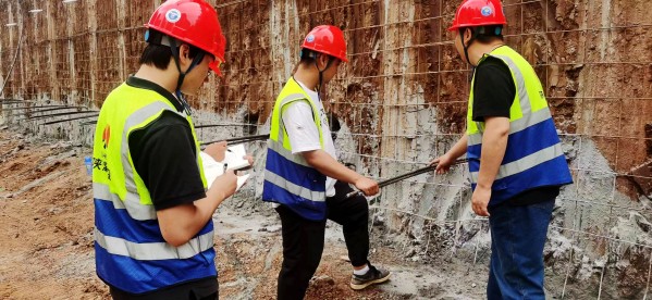 陜煤建設(shè)渭南分公司第十一項(xiàng)目部扎實(shí)開展“黨建引領(lǐng)筑初心 ‘質(zhì)’地有聲干工程”主題活動(dòng)